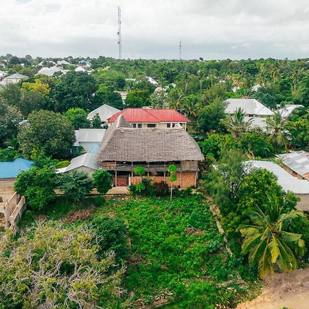 Отель La Fontana Zanzibar Нунгви Экстерьер фото